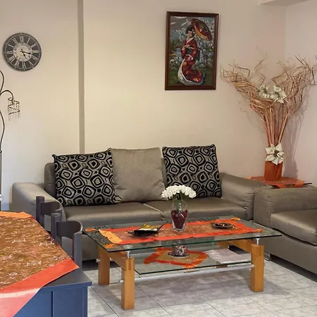 George's & Amalia's Appartments 2