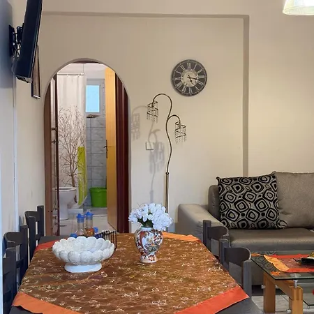 George's & Amalia's Appartments 2