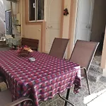 George's & Amalia's Appartments 2 *