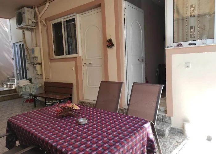 Daire George's & Amalia's Appartments 2 Afantou