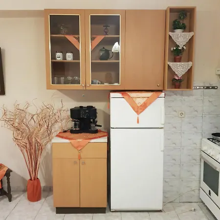 George's & Amalia's Appartments 2 * アファンドウ
