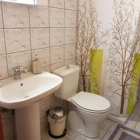 George's & Amalia's Appartments 2