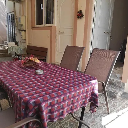 George's & Amalia's Appartments 2 *