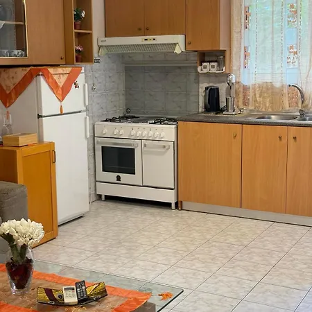 George's & Amalia's Appartments 2 *