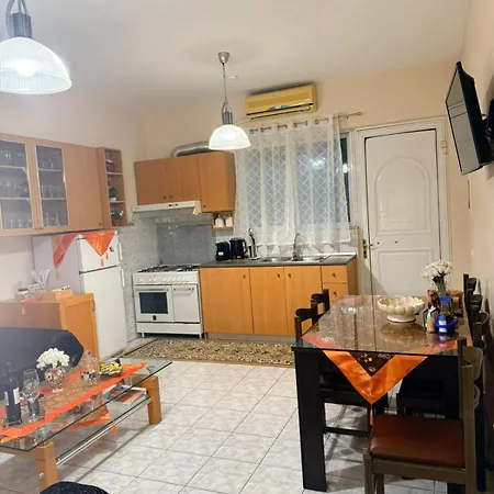 George's & Amalia's Appartments 2