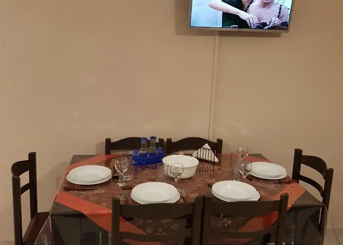 George's & Amalia's Appartments 2 아파트 아판토우