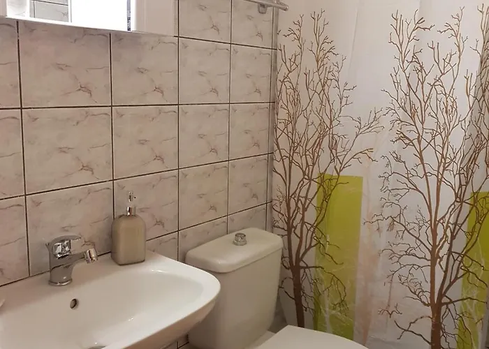 George's & Amalia's Appartments 2