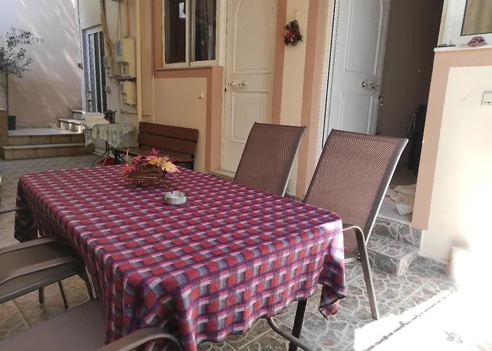 George's & Amalia's Appartments 2 *