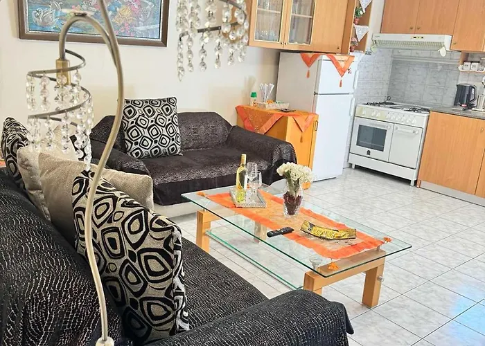 George's & Amalia's Appartments 2 * 아판토우