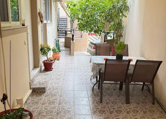 George's & Amalia's Appartments 2 Apartment